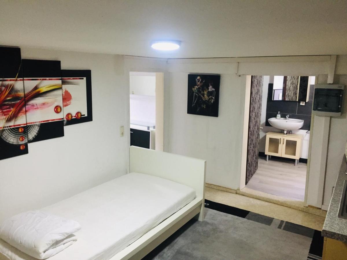 Monteurwohnung, 2 Zimmer, Kueche,Bad Staufenberg  Extérieur photo